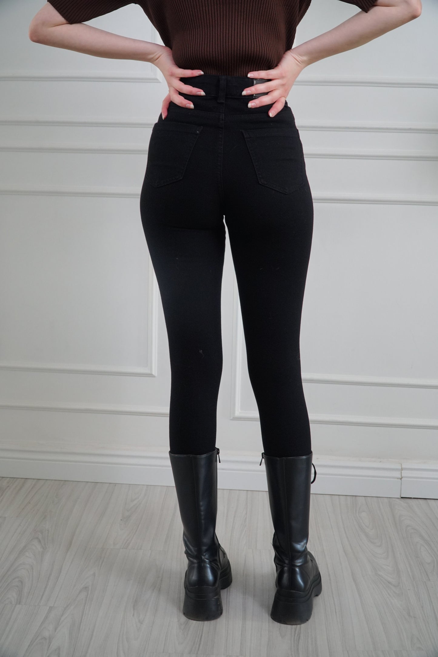 Likralı Siyah Jean