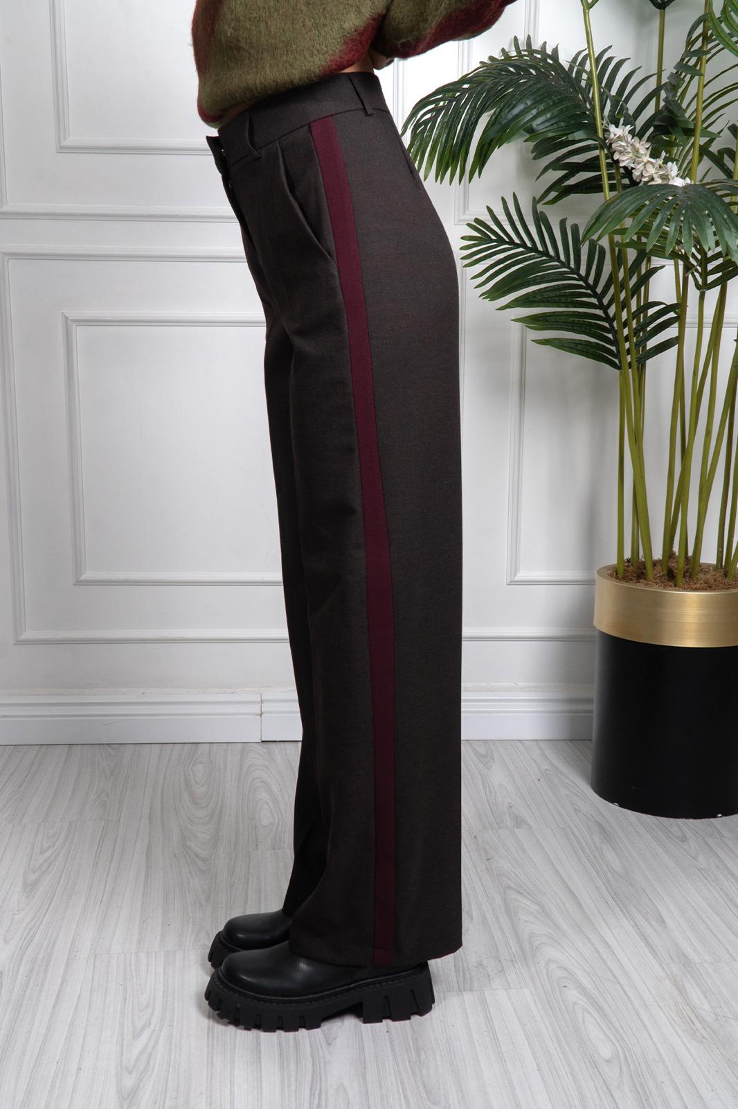 Şerit Detaylı Pantolon